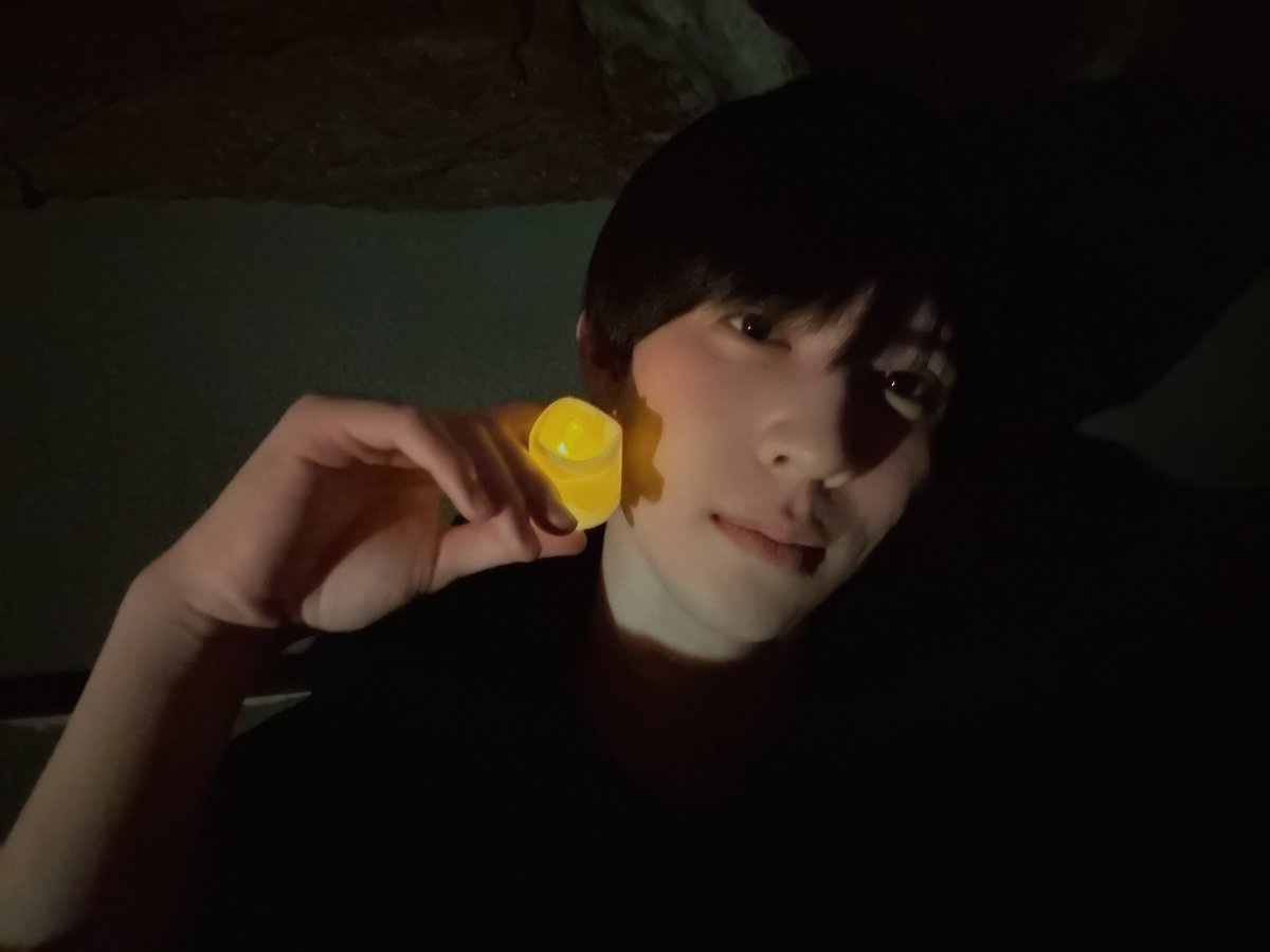 hiromu_saKATa's tweet photo. 10/20(火)21:00〜
FC配信します！！
たっくさん話すことがあります！！！
気軽に！
よろしくです！ https://t.co/FfK1Xv6vx3