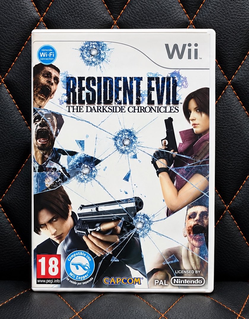 almandopodcast's tweet photo. Buenas! Hoy recomendamos: Resident Evil: The Darkside Chronicles 🧟♂️🔫
Un Resident Evil diferente, pero muy disfrutable. Acción, zombis y una buena dosis de nostalgia de Wii. Si te gusta la saga, merece una partida. 🎮
#ResidentEvil #Wii https://t.co/ouucumovuu