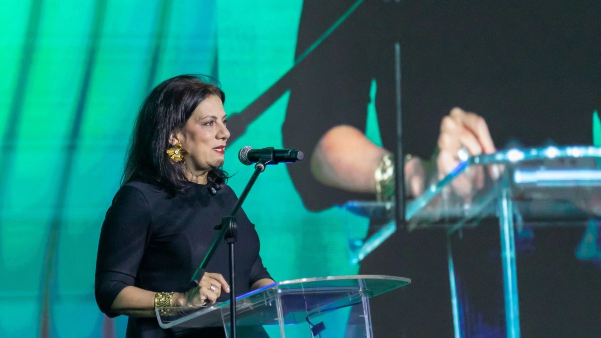 ASOTIC's tweet photo. 🇨🇴 La Ministra TIC, @AlexandraFalla lidera la construcción del Plan TIC 2026-2030 para convertir la conectividad en productividad, empleo e ingresos.

https://t.co/YypPrWTVHb https://t.co/FxW48M1AAk