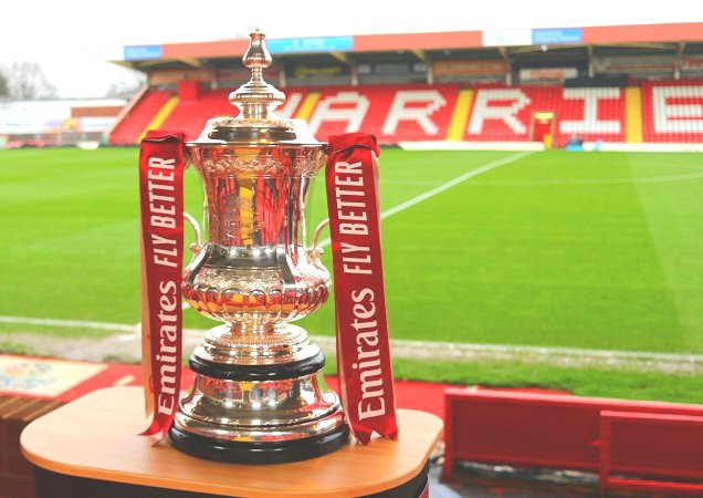 Harriers_Tweets's tweet photo. 👍 Harriers are ball number 62 in tomorrow night's @EmiratesFACup 1st round proper draw! #KHFC #YouReds https://t.co/JURjFtjcm3