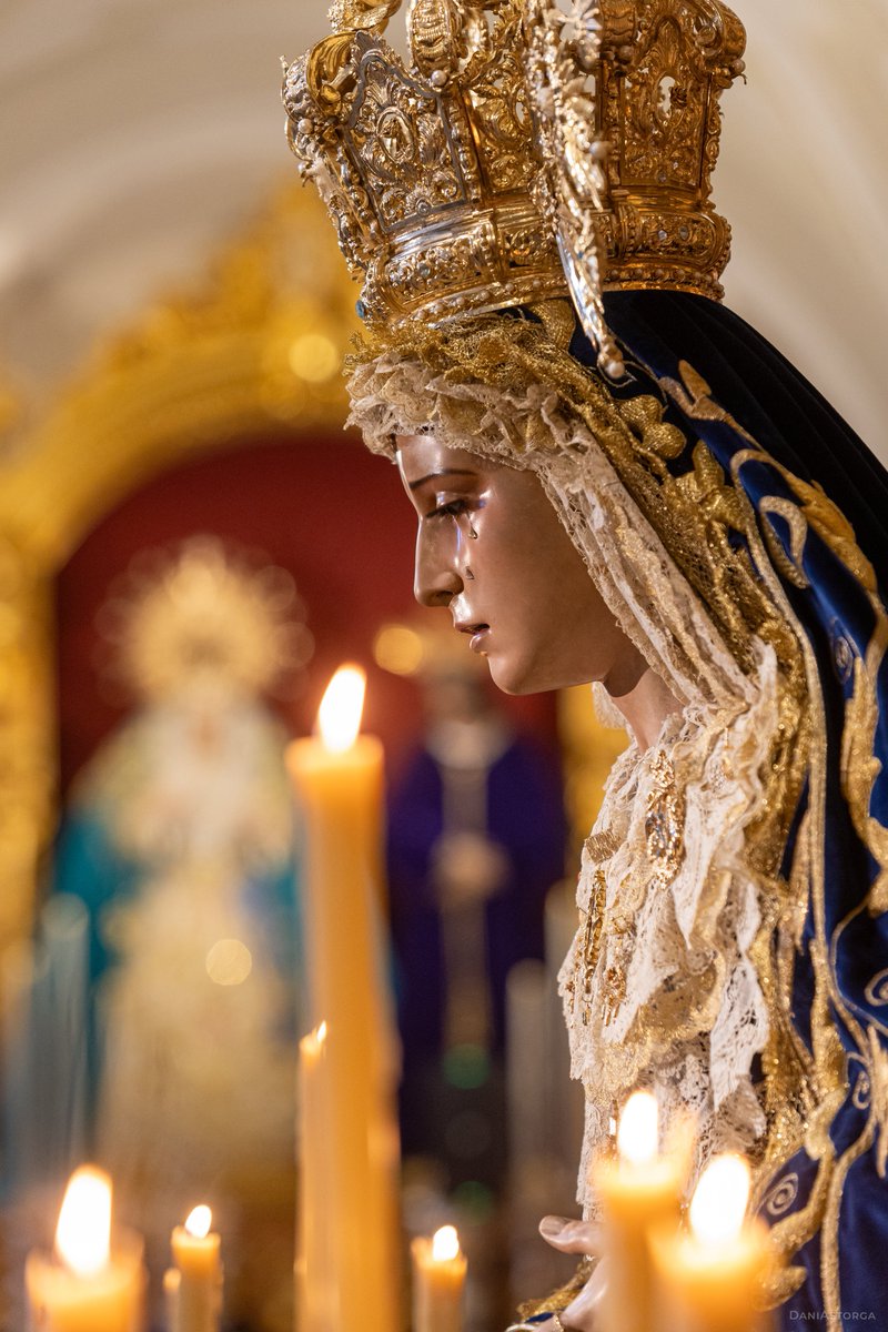 DaniAstorgaPH's tweet photo. Gran Perdón | Besamanos 2026.

@HPrendimiento #CofradíasMLG 🧵(2/2) https://t.co/g1xrBVtuSG