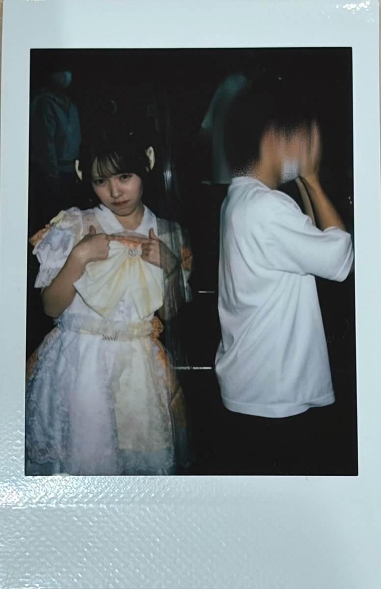 rice_KLS's tweet photo. カワラボサウス定期公演vol.6 特典会④
📍熊本Django

お決まりのおまかせチェキを…
なんか寂しそうだね(？)
会話はALTで！

#松田奈々 https://t.co/goO7aqGVej