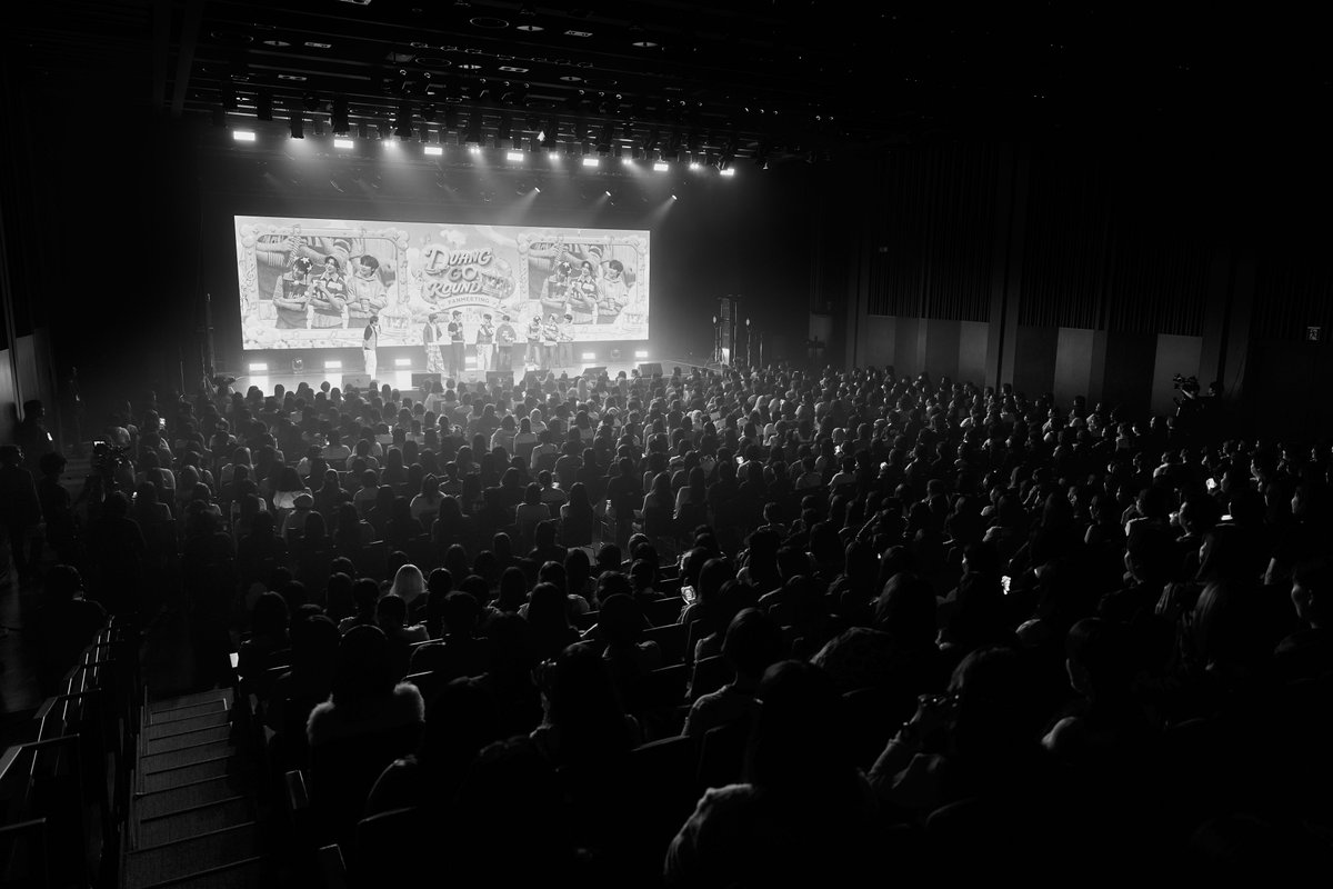 DomundiTV's tweet photo. จบลงไปแล้วกับงาน Duang Go Round FAN MEETING in JAPAN 🎨🎸 ROUND 2 ✨

ขอขอบคุณแฟน ๆ ทุกคนที่มาร่วมเป็นส่วนหนึ่งของความทรงจำแสนพิเศษนี้ และร่วมสนุกไปด้วยกันกับเหล่านักแสดงจาก “ด้วงกับเธอ Duang With You Series” 🥰 

ขอขอบคุณทุกกำลังใจ ทุกการสนับสนุนที่มอบให้ “ด้วงกับเธอ Duang With You Series” เสมอมาค่ะ 🫶🏻

Thank you everyone for coming to support the cast of “Duang With You Series” at the “Duang Go Round FAN MEETING in JAPAN (Round 2)”. This event could not have happened without your love and support. See you again next time. 🙏🏻

#DuangFMinJapan