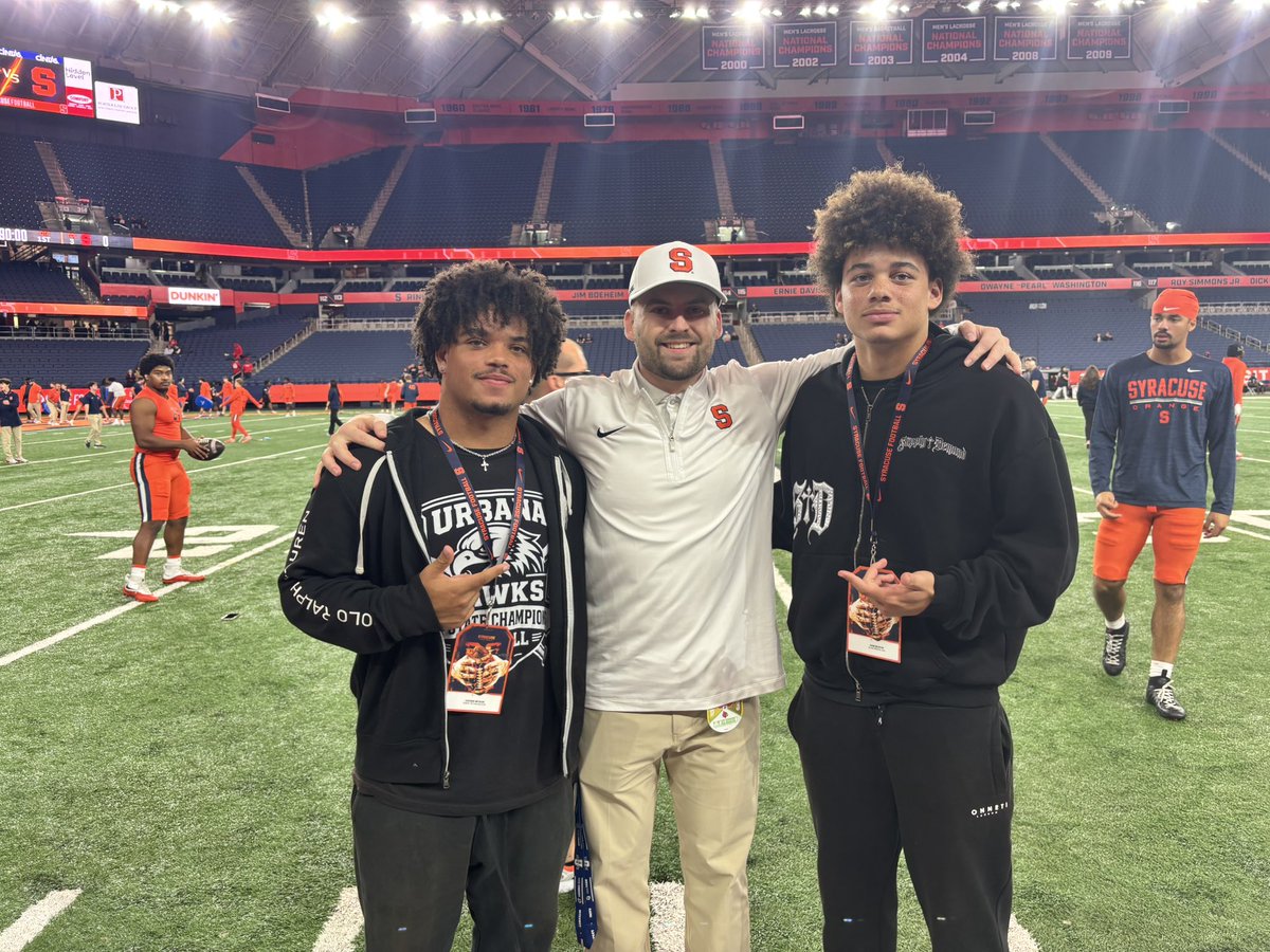 kammciver3's tweet photo. Had a great time on my gameday visit with @CuseFootball thank you @AlexKellyCuse for the invite and thank you for the wonderful experience!
@coachshoeUHS 
@UrbanaHawksFB https://t.co/95nbkSNfeB