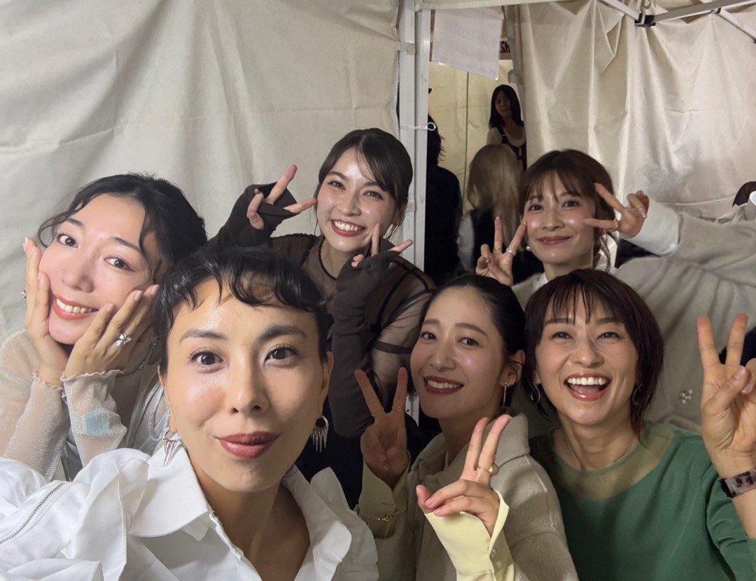 mzpad74's tweet photo. 素敵な写真(ﾉ˶>ᗜ​<˵)ﾉ♡📸

パーソナリティ全員応援しており、明日からも各番組お世話になります🙇‍♂️

#TOKYOFMリスナー感謝祭
#ワンモ
#BlueOcean
#ATB
#ダレハナ
#THETRAD
#スカロケ https://t.co/Prge5P6h8k