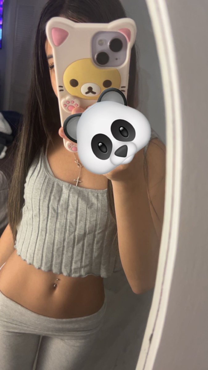 hungryfoid's tweet photo. hi so can someone guess my bmi im so curious on how ppl perceive me https://t.co/nP9b0UVXnk