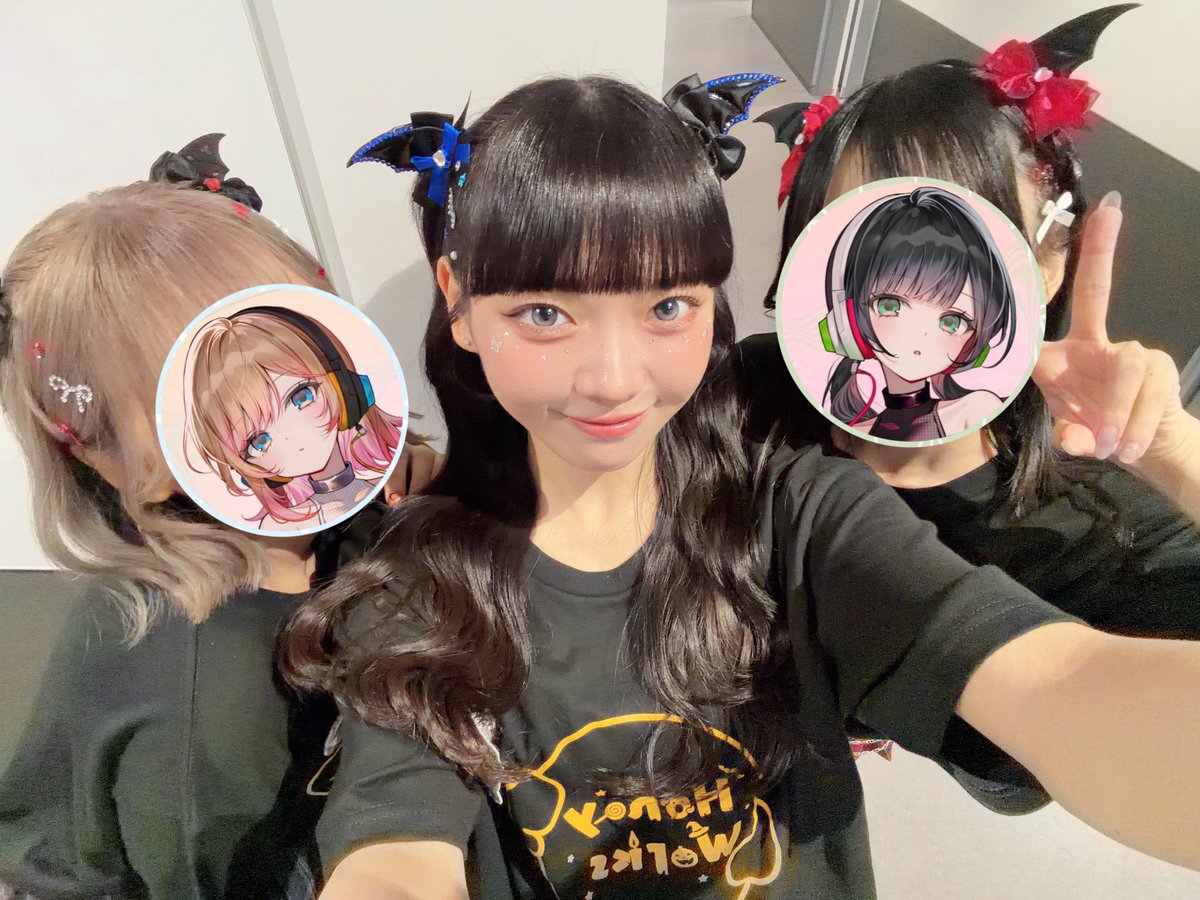 himeri_momiyama's tweet photo. #ハニフェス2026 ありがとうございました🎃♡
#高嶺のなでしこ 青色担当の
籾山ひめりです💙

初めましての方も一緒に声出してくださって、暖かい空間でほんとに幸せな時間でした♡

チームハートブーケもどうでしたか？💐✨️

たかねこちゃん気になってもらえたら嬉しいな🐈‍⬛💖 https://t.co/pkr5n5Jl2O