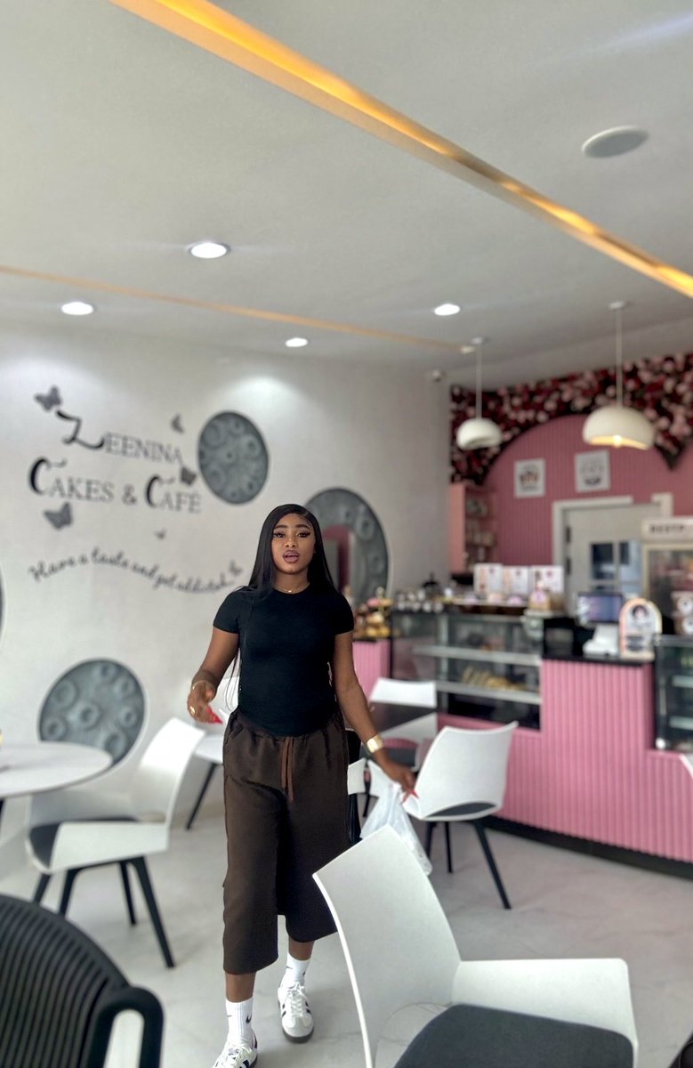 MichaelMauree17's tweet photo. I can’t settle for less.
I can’t date a man who can’t comfortably give me at least ₦2 million monthly as an allowance, ₦500k for my hair and beauty, & another ₦500k for miscellaneous expenses.
My standards are my standards, and I refuse to compromise on it
#twitter #yabaleft https://t.co/cSEMyaHNT5