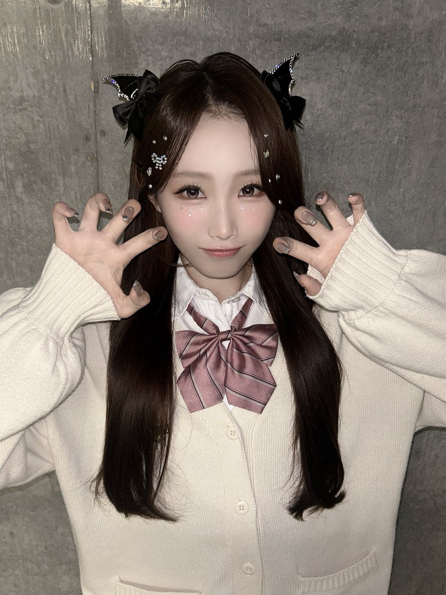 saara_hazuki's tweet photo. HoneyWorks Presents #ハニフェス2026
～女子校文化祭 ハロウィンパーティ～
ありがとうございました！

1階から4階まですごく見えてたよ〜！お声もとても聞こえてきて幸せでしたෆ˚*ありがとう〜😭ෆ˚*

アンコールでは、出演者の皆さんと一緒にコラボさせていただいたり、一緒に歌えて嬉しかったです！♡⟡.*

 #高嶺のなでしこ をはじめて見た方にもぜひぜひ気になってなっていただけたら嬉しいですᐡ⸝⸝>  ̫ <⸝⸝ᐡ

ありがとうございました！！

 #HoneyWorks さん #たかねこ