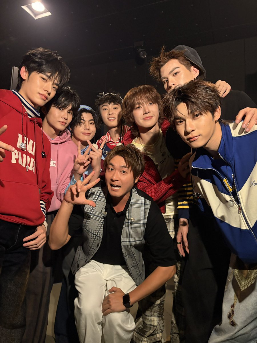 ikecas_Fujiwara's tweet photo. "DuangGoRound FANMEETING in JAPAN"のMCをさせて頂きました✨
楽天TVデイリーランキング総合1位にも輝いた最新タイBLドラマ『Duang With You』😆主演のTeeTeeさんPorさんを始め、キャストの皆さん7人が勢揃い✨豪華なイベントでしたね❗️皆さんも楽しんでいただけたでしょうか⁉️ #DuangWithYouSeries https://t.co/Bfhkh6mWro