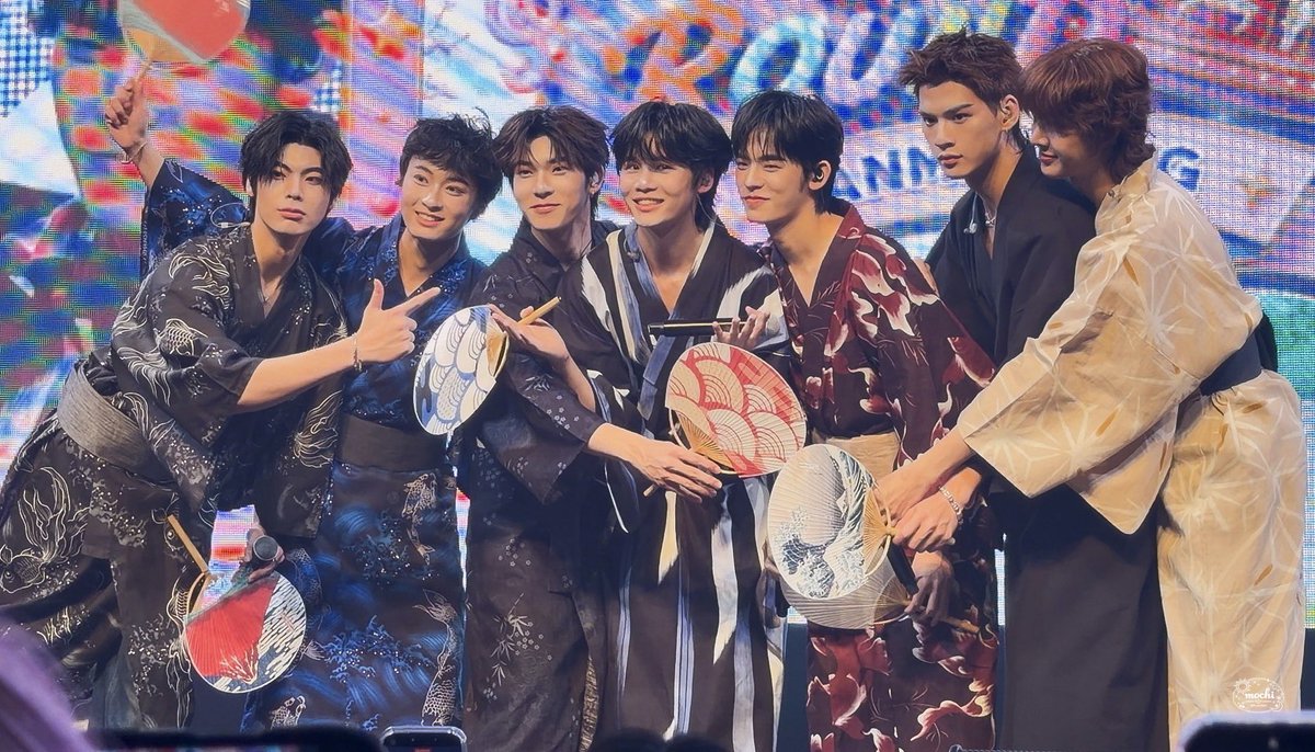 N_psabjm's tweet photo. どぅあんに出会えた人生、大正解すぎると思った2日間でした🙂‍↕️←笑

#DuangFansignInJapan
#tthi_eks #waavetnp #Hughhype 
#teeteepor #twnpich #porsuppakarn https://t.co/XlZ9UrAzHY