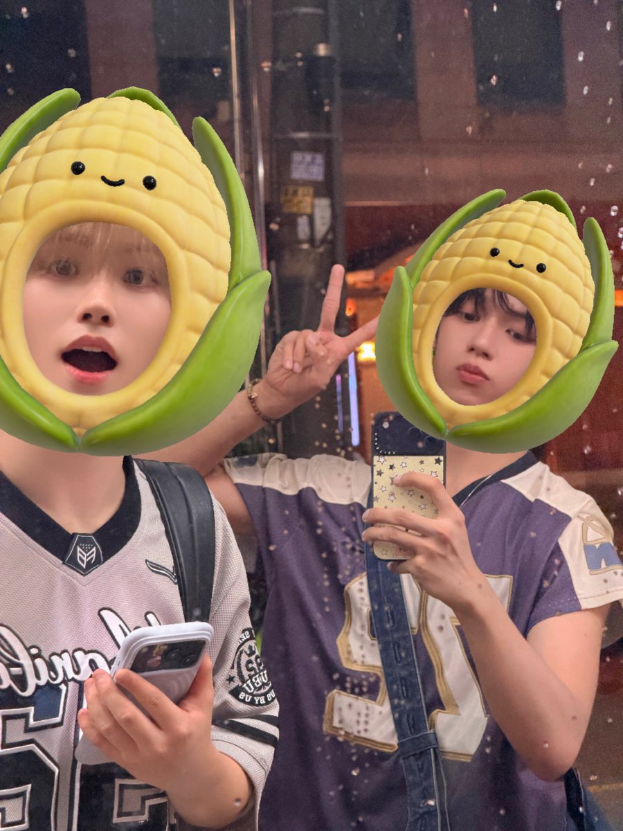 riviechan tweet picture