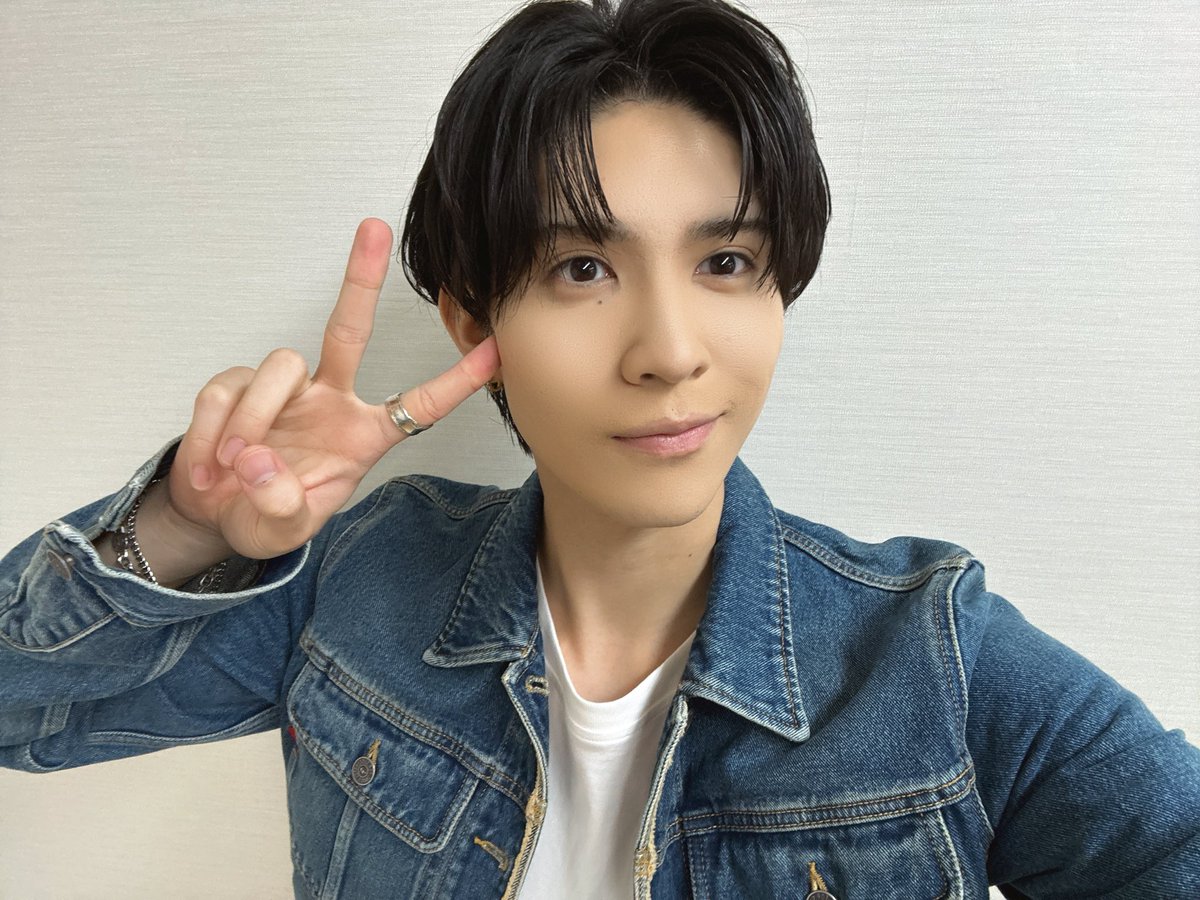 hiromu_saKATa's tweet photo. 田中朝陽 Fan meeting vol.1
〜陽だまりの時間〜
ご来場いただいた全ての皆様、誠にありがとうごわした😊
拙いMCではありましたが、温かくて素敵な時間をすごくことができたでごわす。
田中朝陽の心の拠り所代表。坂田大夢でごわした。
また逢えますように😌
※ごわす。僕も使わせてもらうでごわす。 https://t.co/jpyi9CRVJj