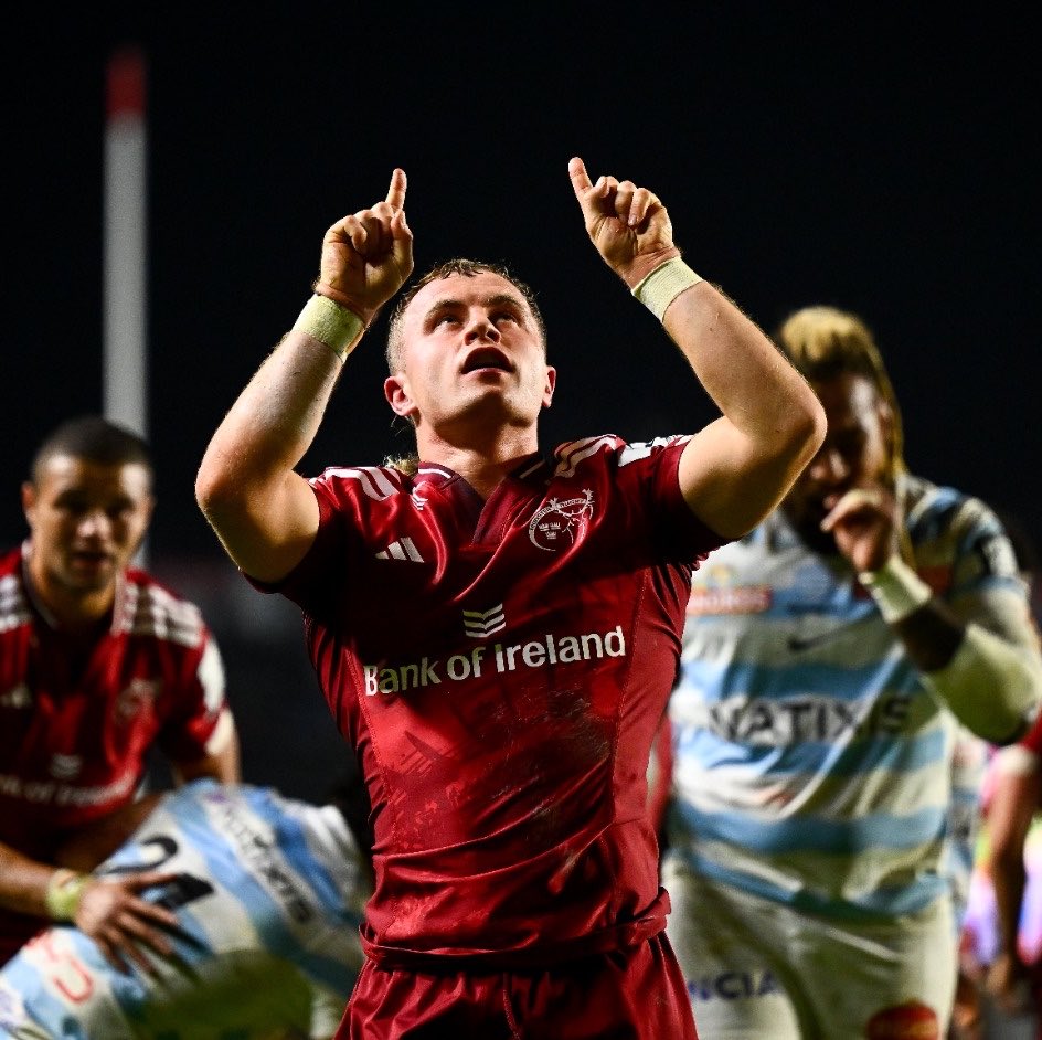 RedArmyPod's tweet photo. Munster Rugby - It means more ❤️ 

(1st photo 📸 @ClintonShauna31) https://t.co/vKtqwHlcZJ
