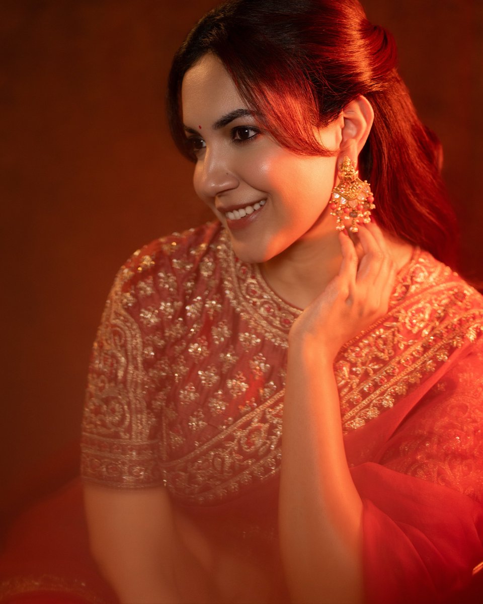 actresswoods's tweet photo. Ritu Varma ♥️✨️

#Ritu #RituVarma https://t.co/L73T6fBVAm