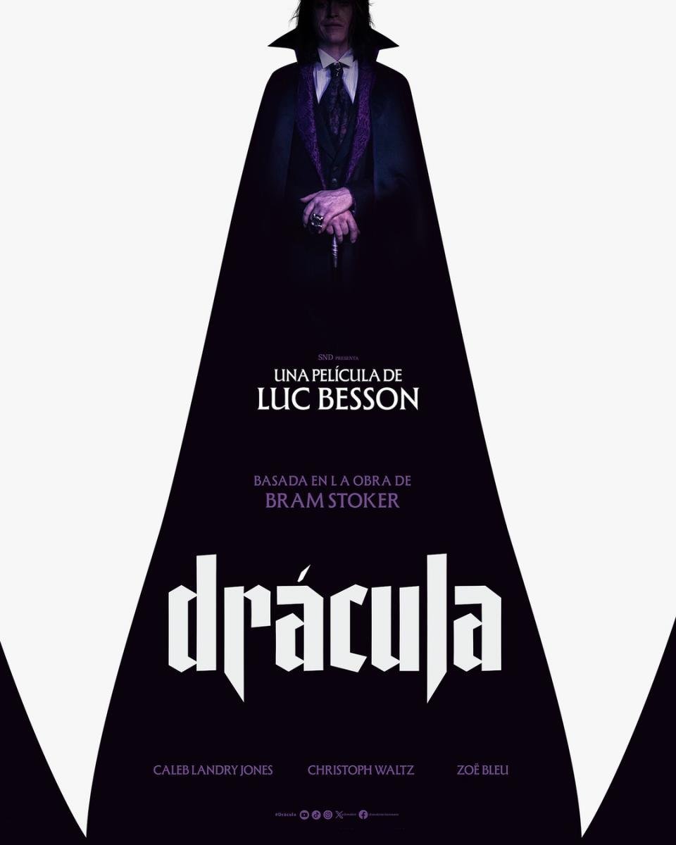 AchoCine's tweet photo. #DráculaUnahistoriadeamor(#LucBesson,2025) adaptación más comercial,épica y aventurera que abandona el terror para divertir.Más #Coppola que #Stoker.Protagonistas con química.Efectos digitales y arte de puesta en escena muy pulidos.BSO muy #TimBurton y menos tétrica/siniestra.🎬 https://t.co/TpAOQJvH9F