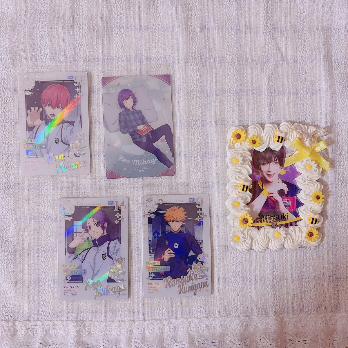 bcr_suki's tweet photo. 【交換】ブルーロック　ウエハース6

譲:ER黒名 玲王 國神 おひるね 玲王

求:ER 蜂楽>>異種紙系 蜂楽

ご不快でなければ比較違いでも可能です
検索からでもお気軽にお声がけください。 https://t.co/KJ8AFzKIUE