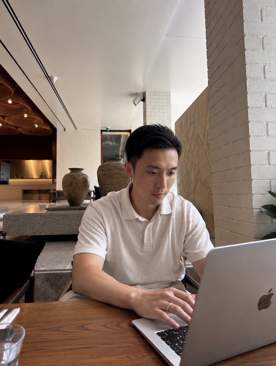 JeremyCk_Lee's tweet photo. Lately it’s been all about AI, SaaS &amp; building stuff 💻

Too many ideas, not enough hours in a day 😂

Curious tho, what are you guys building these days? 👀

#BuildInPublic https://t.co/vqPc3F9OT3