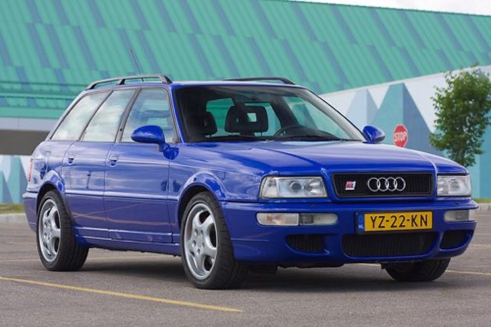 Tnycams's tweet photo. #Audi RS2 Avant https://t.co/zlrrGsr3IM