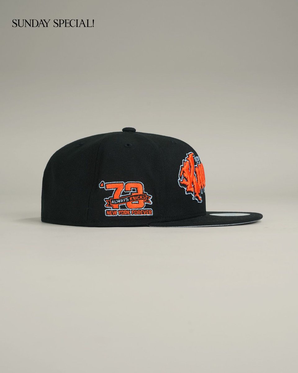 TopperzStore's tweet photo. 20:00 CET / 2:00 PM EST — SUNDAY SPECIAL drops today 🏀🧡

New York Knicks New Era 59FIFTY in all black with a blazing orange horror-style wordmark and a '73 Always Knicks side patch.

Limited stock only. https://t.co/MDpGx0Ndkl