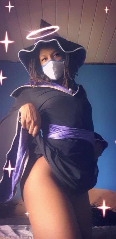 LuminousTwix's tweet photo. Wanna help me extract my special ingredient for a potion? 💋 https://t.co/xw6NWe0LOA