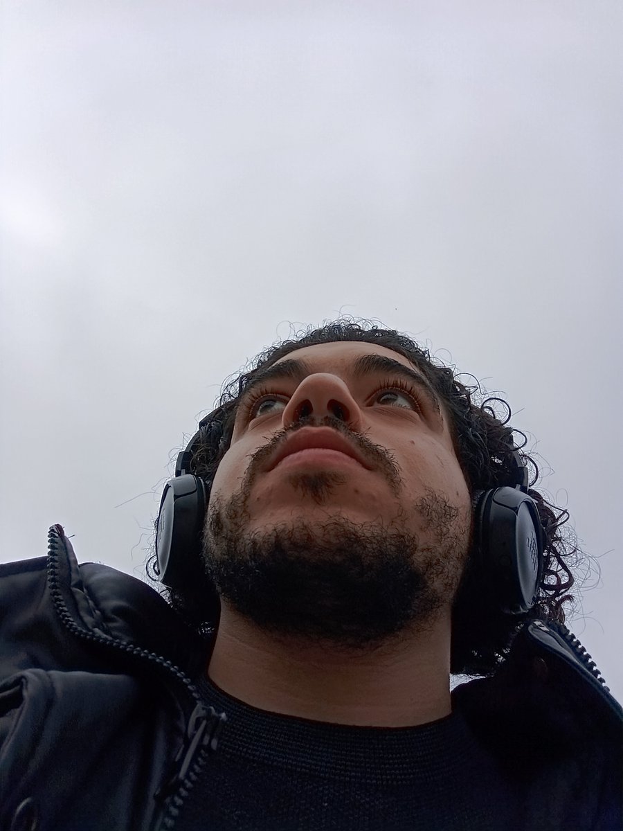 OmarShehata00's tweet photo. انا من اسبوعين، حققت حلم من احلامي. https://t.co/J3P9Lj8TIC