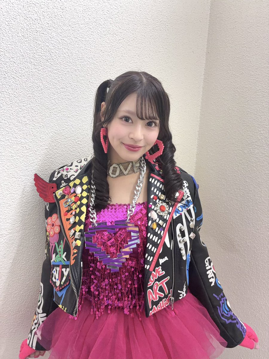 koyorin_nmb48's tweet photo. 16th Anniversary LIVE GO TO 城 ～皆と共に～
ありがとうございました 🏯🫶🏻💕

てんなちゃんと「スキャンダラスに行こう」、9期生で「思春期のアドレナリン」 したよ🥺♡  

このコンサート期間は自分自身と、パフォーマンスに沢山向き合い成長できた大切な期間でした！

大好きなNMB48の力になれるメンバーになります！
17年目もよろしくお願いします ^ᴗ ̫ ᴗ^♩✨