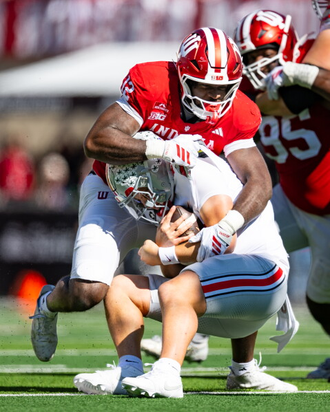 TheBigTenHuddle's tweet photo. The Big Ten's most efficient teams might surprise you.

1. Indiana: +3.1
2. Ohio State: +2.7
3. UCLA: +2.0
4. Iowa: +1.9

Despite losing Saturday, Indiana still has the conference's best raw efficiency margin.

The Hoosiers aren't going anywhere. https://t.co/zhW7E4tspM