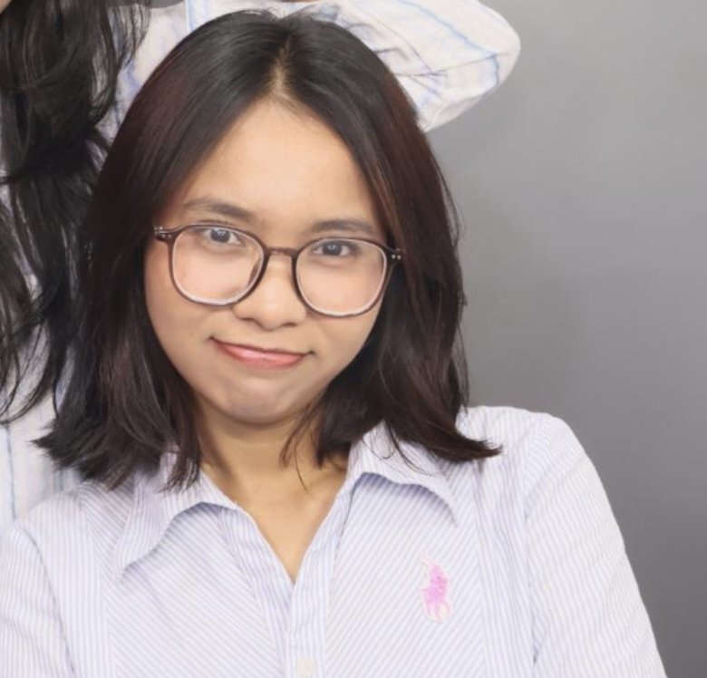 eyyitshaa's tweet photo. PLS HELP RT, BE CAREFULL!! ANDINI AGUSTIN PURWANINGSIH, KERJA DI THE WAFFLES LOTTE MART AVENUE KUNINGAN (tadinya dia kerja di EAT PIZZA) DIA NGUTANG TERUS SAMPAI SEKARANG GAK DIBAYAR, MALAHAN KABUR &amp; DISAMPERIN MALAH KAYA ORANG GAK SALAH!! https://t.co/ntFDDZfqu1
