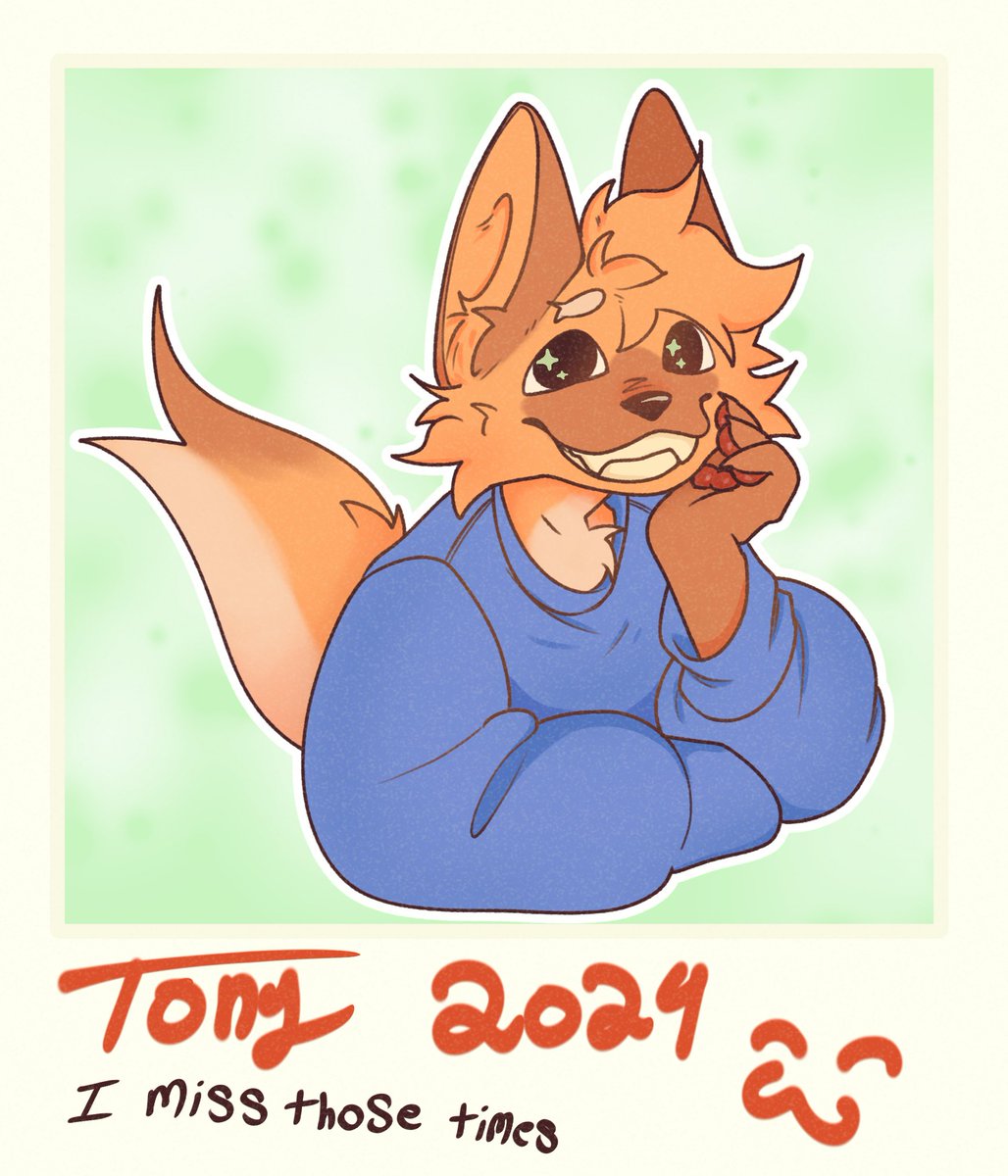 Tony2Secret's tweet photo. Did you ever think you could miss a smile? 

He looks like he’s in a school photo shoot https://t.co/8Q6I1r5bPF