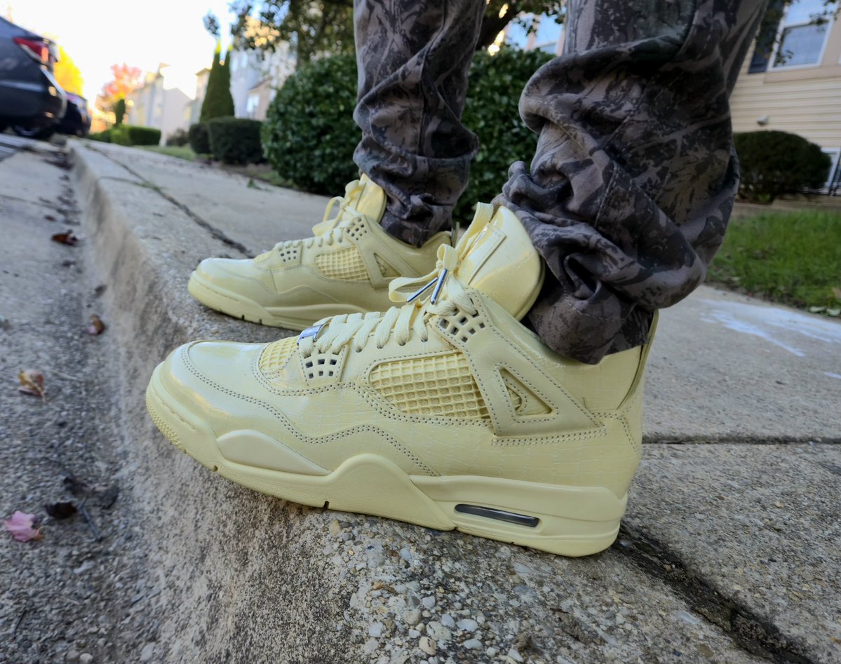 PrinceRaynaldo's tweet photo. O π #Jordans π€·πΎββοΈπ as todays #OnfeetUnboxing goes too @Jumpman23 @nike @nikstore @nikebasketball #SNKRS #snkrsliveheatingup #snkrskickscheck https://t.co/cWUOcXkz5a