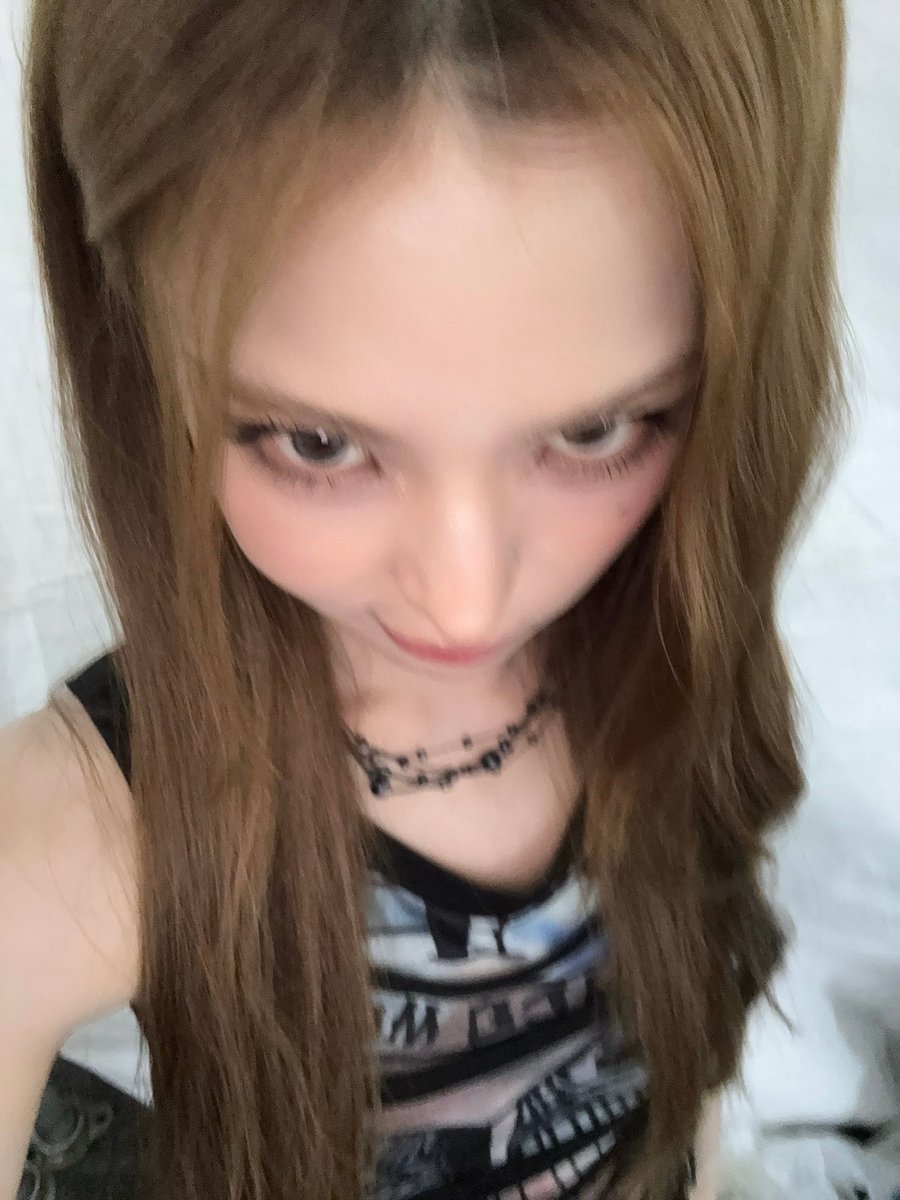 maiicookiie's tweet photo. 마냥이 존귀라서 웃음남 ㅜㅜ https://t.co/kmNOGsdpRH