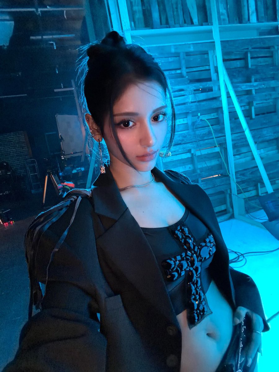 meretukovnart's tweet photo. Aria, the first Indian idol of the 5th generation, just look at her visual 🇮🇳🥹 

#XIN #ARIA https://t.co/t1TRcly0Nc