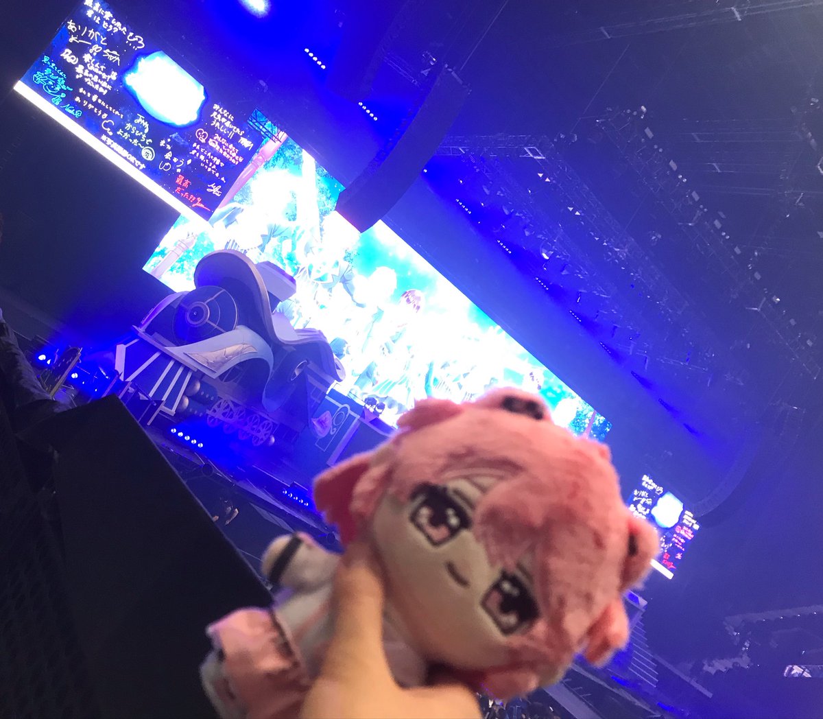 pandas1211's tweet photo. まじでライブ良すぎた
まじで言いたくて、自慢になるかもだからALTにのせとく！ https://t.co/QOT2F8dTNG