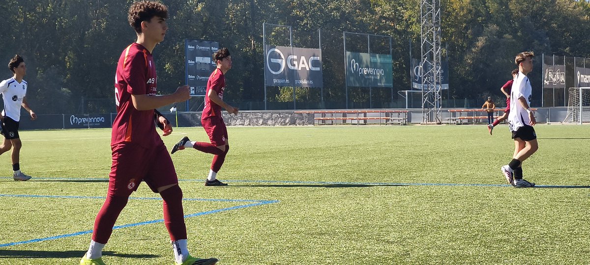 CultuAcademia's tweet photo. #CyDLCA Jornada 6
Final en la Ciudad Deportiva de Castañares en la Cadete Regional,
@LaFactoriaBCF CA 4 - Cadete A 2 (Prada y Perona) https://t.co/JKDEiYzU1T