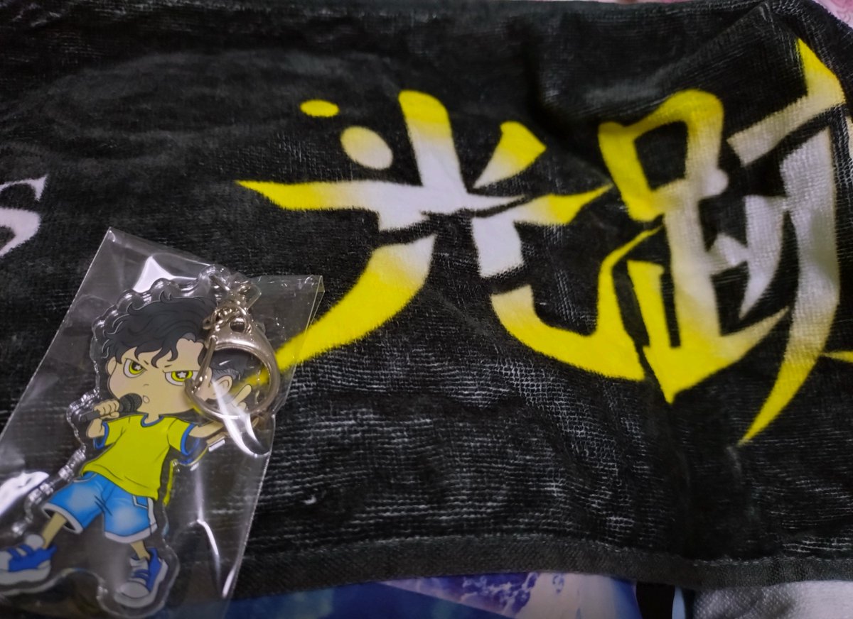 tougo_y's tweet photo. もういい歳なので今後はオルスタのライブ参加することないかもと思ってたけどKradnessくんがワンマンするって言うなら行くしかあるめえよと老骨に鞭打って参加してきた。全曲良かったけど私ニアがほんと好きで🤦🏻‍♀️
次回も参加できるように己を鍛えたい。私はKradnessくんの歌声が大好きなので。#くらワン https://t.co/CvQvDWLCBO
