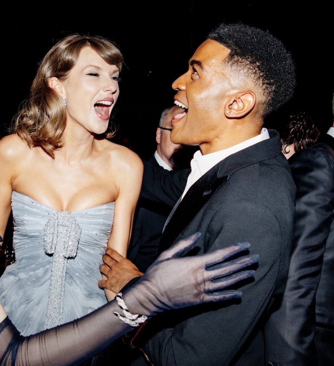 cagedmecrazy's tweet photo. let me in the club https://t.co/Vqlcfvqvsf
