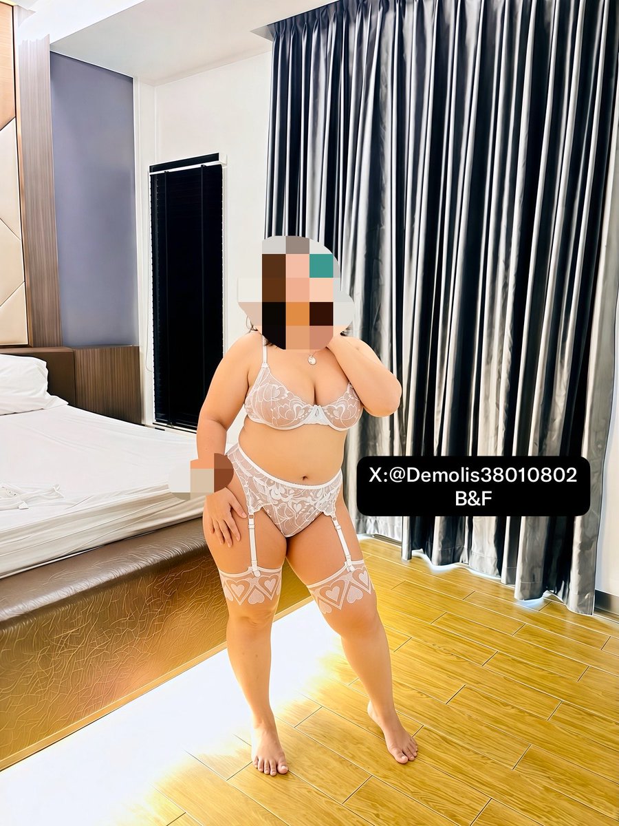 Demolis38010802's tweet photo. ใส่ชุดนี้แล้วรอคนมาจัดการ… ยังไงก็ทนไม่ไหวหรอก 💦
#Lingerie #SexyThai #ยั่วๆ #น่ารักแต่เสียว #ThighHighs #Garter #WhiteLingerie #HotGirl #สยิว #OnlyForYou #BedroomVibes #LaceLover #CurvyAndCute https://t.co/9EjPZ3QKok