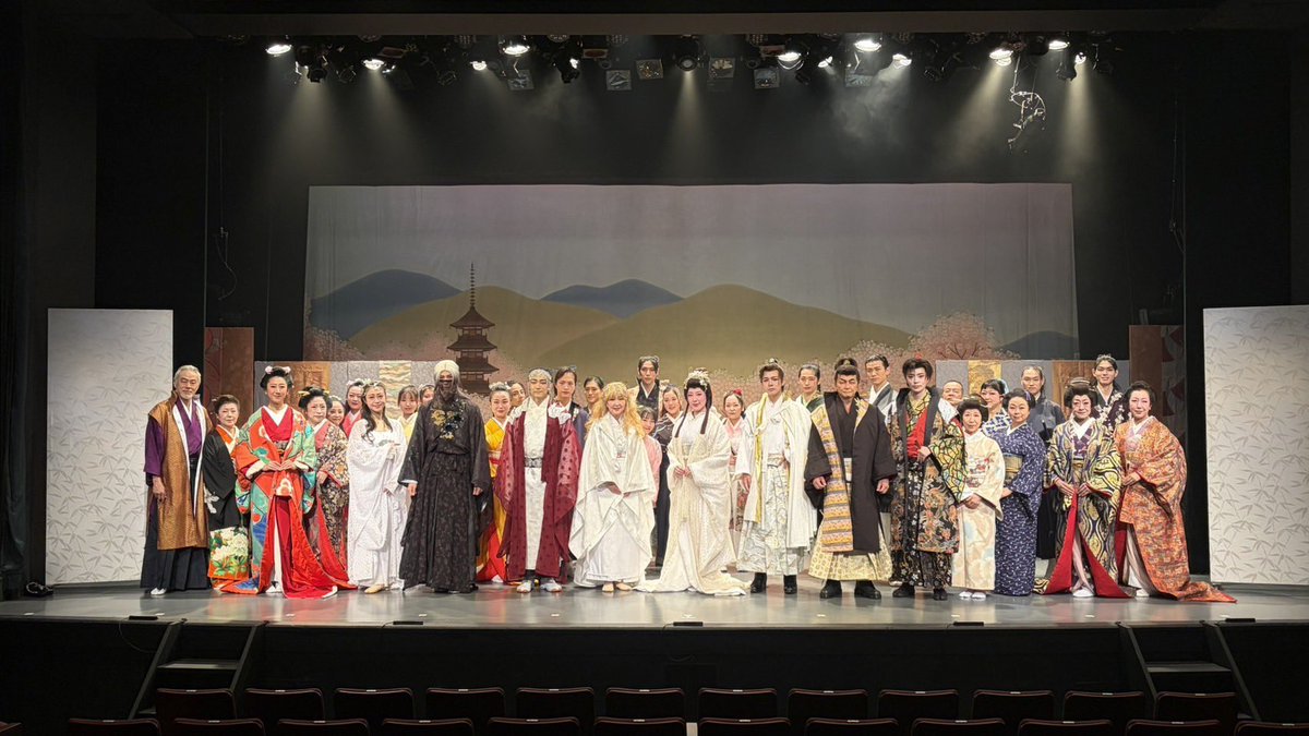 oikawa_ayato's tweet photo. 時代劇『わたしを殺して！』
本日全公演が無事に終了いたしました！

ご観劇、そして温かいご声援を送ってくださった皆様、本当にありがとうございました！✨

樹里の従者として太慕瑠兎と行動を共にする紗夢息を演じさせていただきました。

この作品に携われたこと、そして皆様にお届けできたことに感謝しております！

本当にありがとうございました！