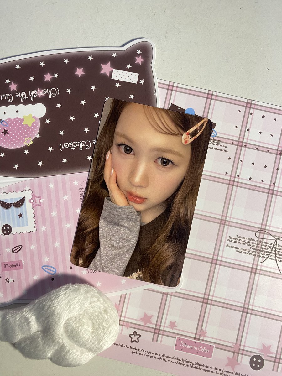 s2uforyeon's tweet photo. ㅤㅤㅤㅤㅤㅤㅤ
                      ❤︎ #예온 ❤︎
ㅤㅤㅤㅤㅤㅤ https://t.co/607ilXgZlV