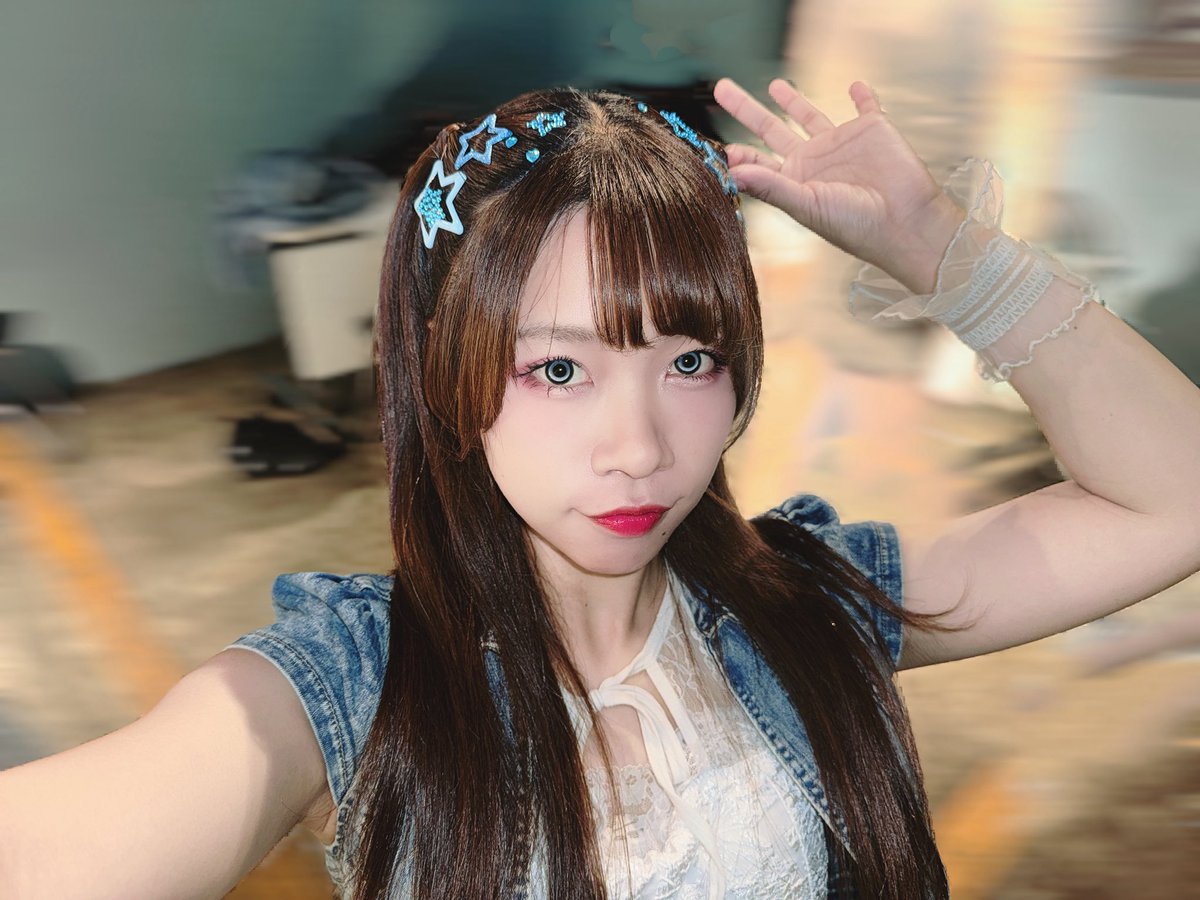Alice_SNAG's tweet photo. きょうはみんな良い𝓢𝓾𝓷𝓭𝓪𝔂おくれたかな~？
小さなことでもハッピーを見つけていくと習慣化されるらしいからハッピーをみつける毎日を送りたいね🧠🍀𓂃◌𓈒𓐍 https://t.co/ZDSiL95xoD