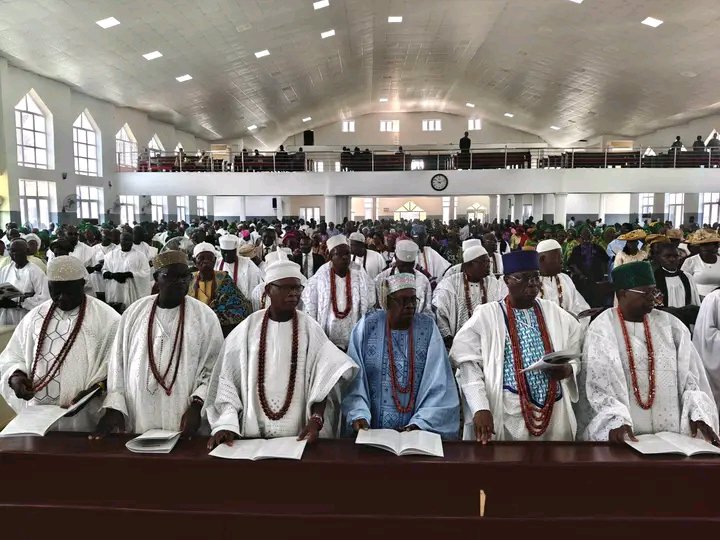 citybreezemedia's tweet photo. Governor Biodun Abayomi Oyebanji joins worshippers at the Emmanuel Anglican Church, Okesa, Ado-Ekiti, for the thanksgiving service marking the grand finale of the inauguration activities.
#BAO
#EKITI
#CITYBREEZEMEDIA https://t.co/K8xR2q8IwY