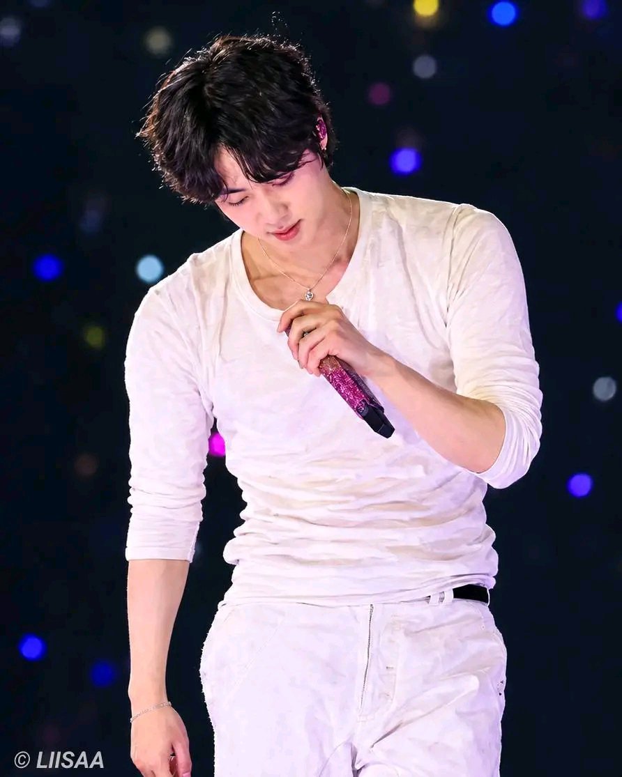Jin_iknow's tweet photo. Me trying to focus on siren JIN but he has other ideas

NO JIN NO LIFE
#JIN #방탄소년단진 #진 #BTSJIN https://t.co/WmfBeuh7fa
