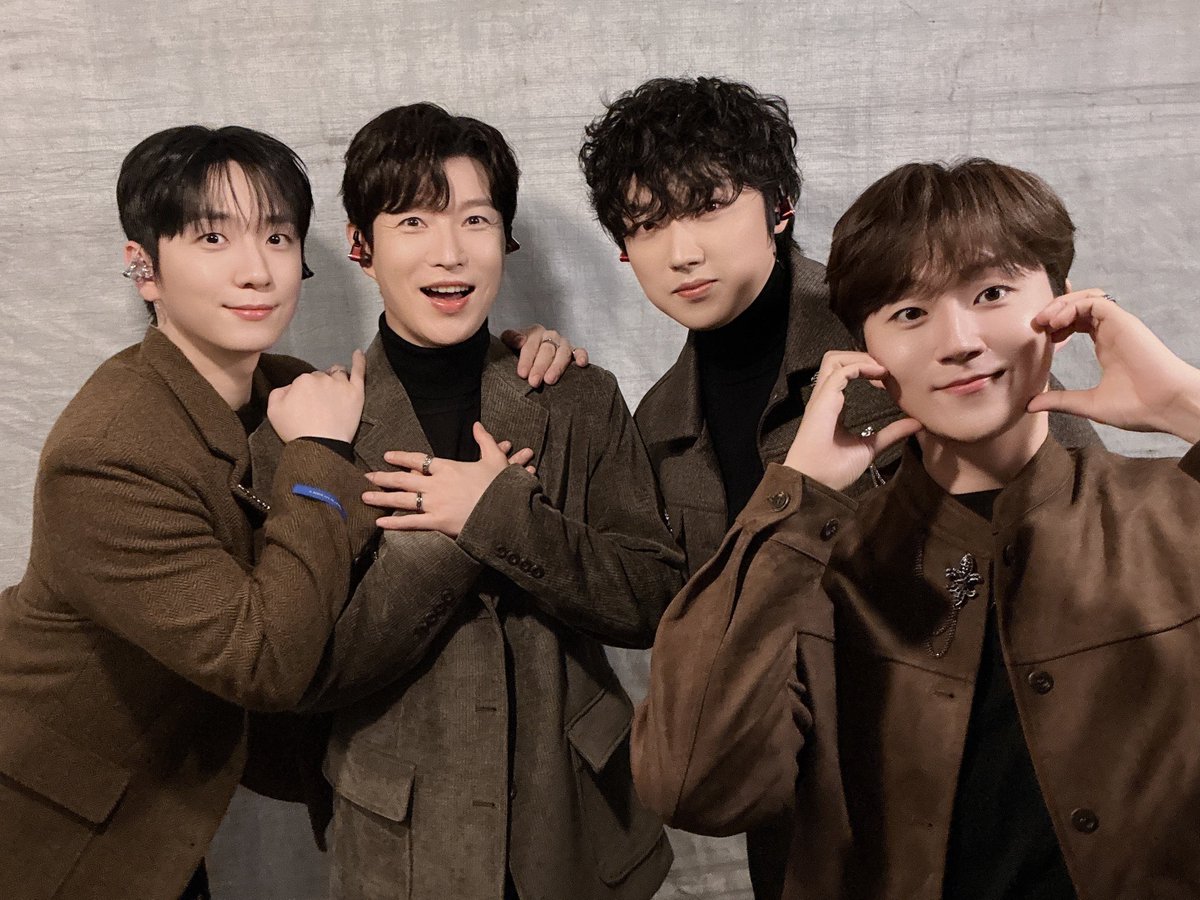 official_fore's tweet photo. [📸]

261018 제13회 칠곡낙동강평화축제 종료!

비에도 함께해 준 숲별,
감기 조심하세요!🤧

#포레스텔라 #Forestella https://t.co/iivXUoz17N