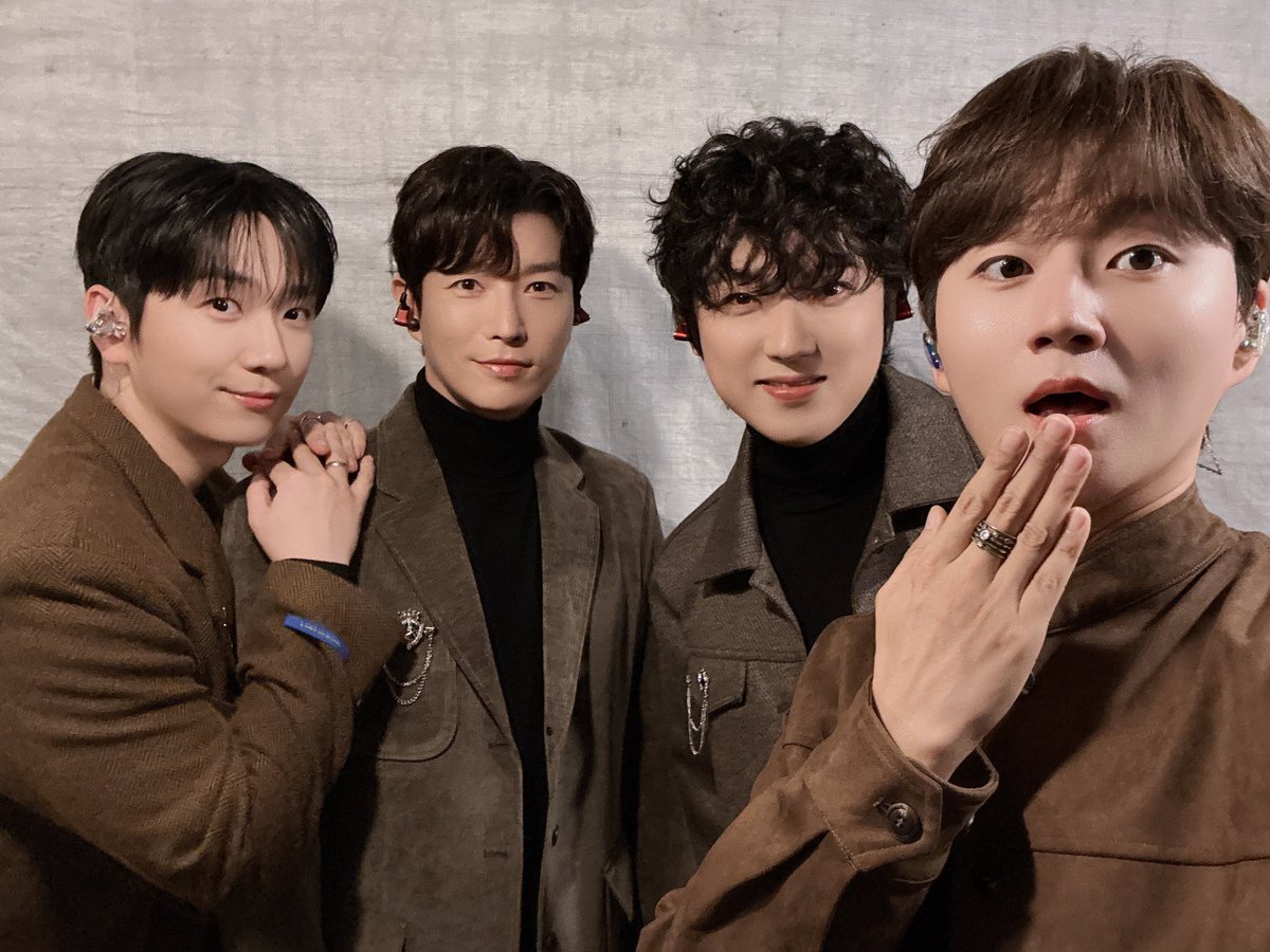 official_fore's tweet photo. [📸]

261018 제13회 칠곡낙동강평화축제 종료!

비에도 함께해 준 숲별,
감기 조심하세요!🤧

#포레스텔라 #Forestella https://t.co/iivXUoz17N