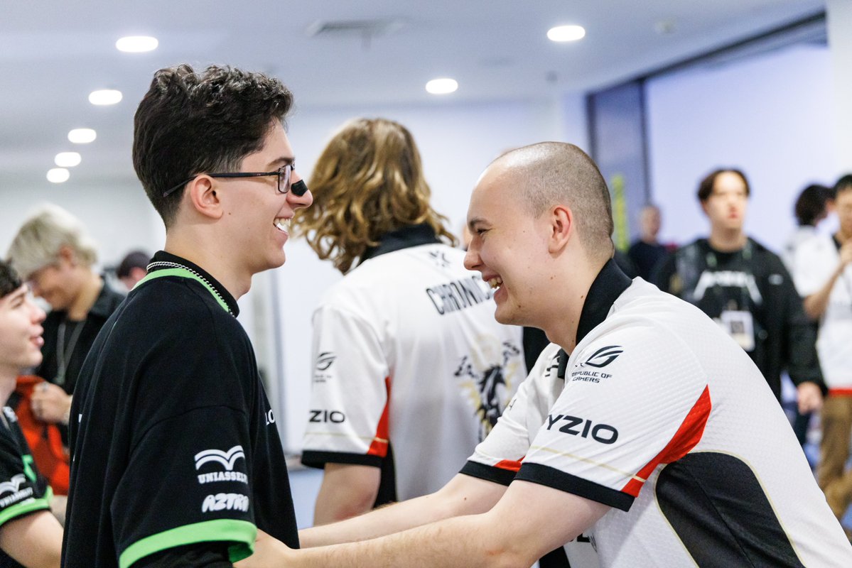 ValorantEsports's tweet photo. enemies on paper, but friends at heart ❤️ https://t.co/WT2X6MfiKW