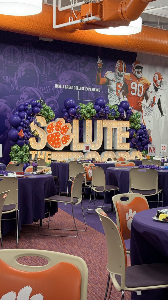 JacksonOwnbey54's tweet photo. Thank you @ClemsonFB & @Clements_TJC for an Awesome GameDay experience yesterday in Death Valley! What a special game to see first hand on Military Day! @TajhB10 @CoachEason1
#ALLIN #HOME #WinToday
@dwdanielFB
@CoachChrisStone
@On3
@Rivals
@One11Recruiting
@fourquarterSC
@PRecruiting7
@PrepRedzoneSC
@247Sports
@sixstarfootball