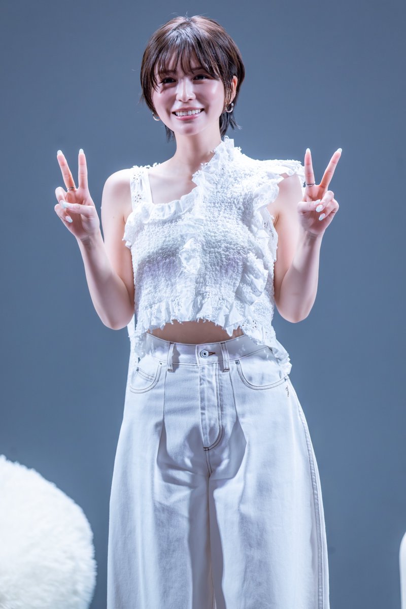 Yas_4141's tweet photo. 2026-10-18 neru nagahama fanmeeting 2026 2部　撮影可能タイム

長濱ねるさん(@nerustaff )

#長濱ねる https://t.co/ts9W2m60iH