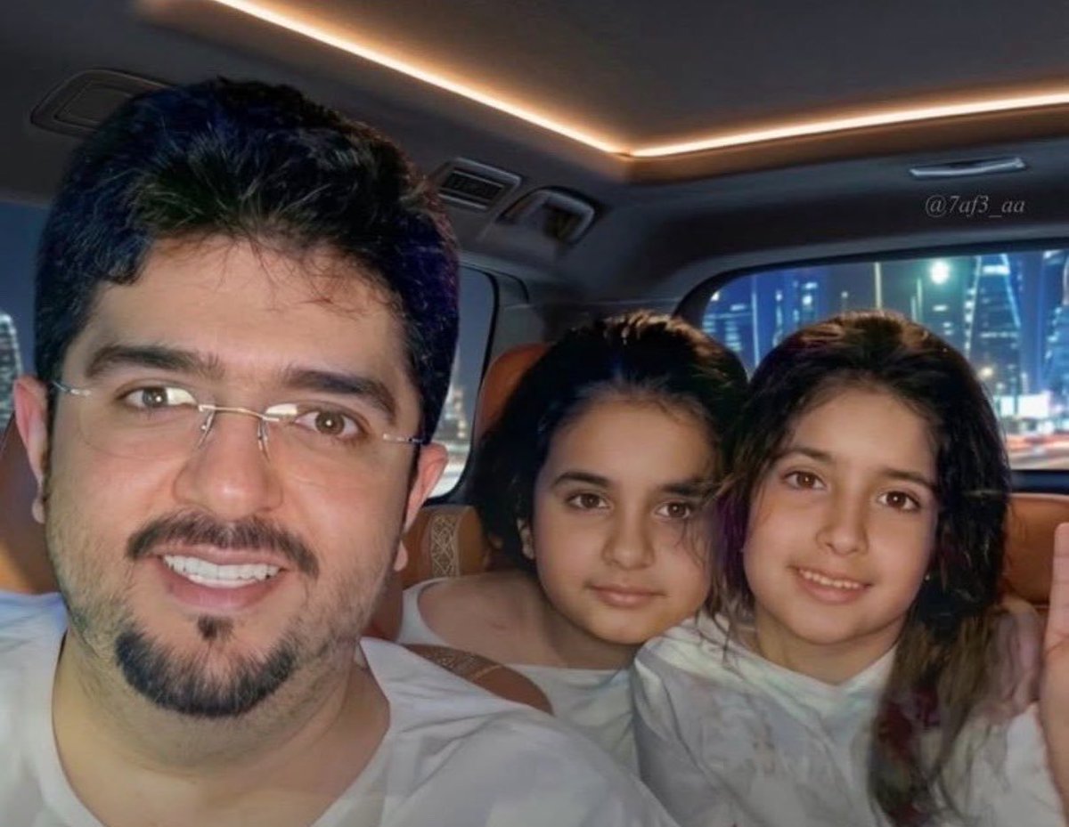 kghwf6's tweet photo. كلمة أبشر  وتآمر وها اللحين
دايم على لسانه ولافيه نقصان

#عبدالعزيز_بن_فهد https://t.co/8lmKKEt7En