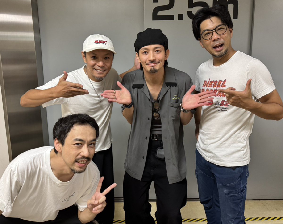 yusuke_1kawa's tweet photo. 本日2公演ありがとうございました〜！
ミツが観に来てくれました〜😄
休演日しっかり休んでまだまだ暴れます⚔️
#刀ミュ https://t.co/2pSlbQUDKr